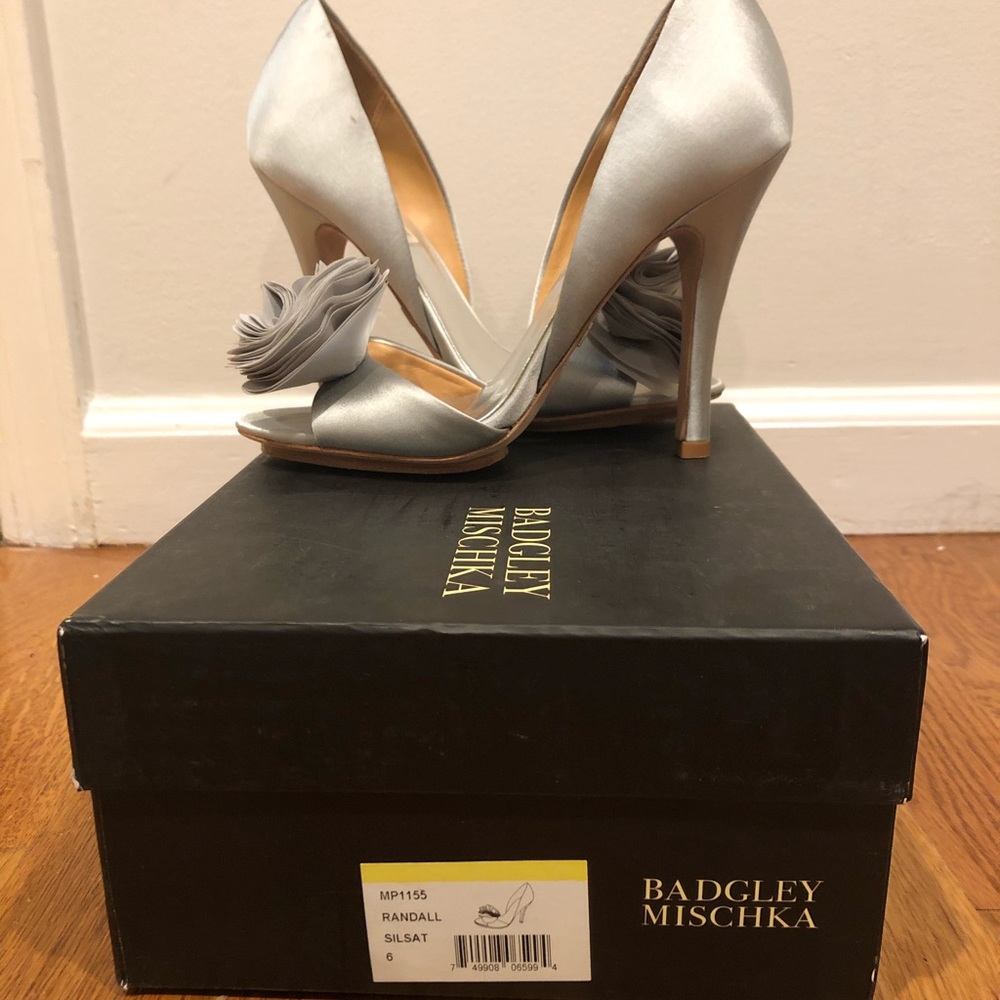 Badgley Mischa Silver Randall Heel Size 6